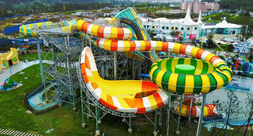 巨獸碗滑梯水上設備